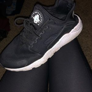 Women’s Nike Hurache shoes